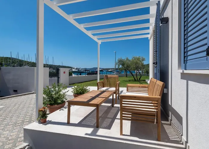 Luxury Seaview Apartment - Sole